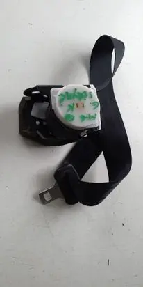 Mazda 6 Rear seatbelt