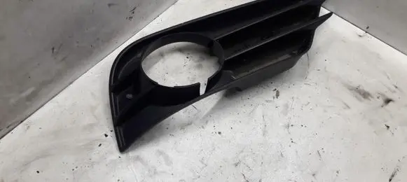 Mercedes-Benz R W251 Front fog light trim/grill A2518851253