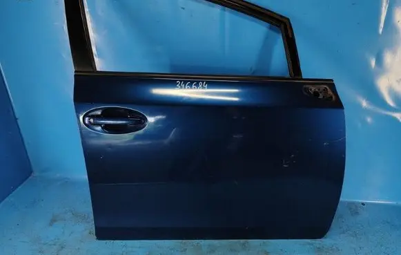 Toyota Prius+ (ZVW40) Front door 6700147091