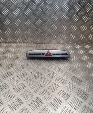 Hazard light switch