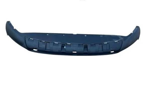 Front bumper lip