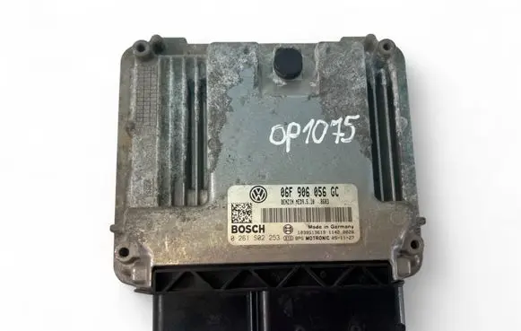 Volkswagen PASSAT B6 Engine control unit/module ECU 06F906056GC 0261S02253