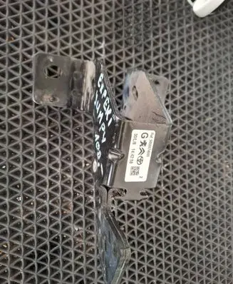 Citroen Jumpy Sliding door lower roller guide/hinge 9808074980