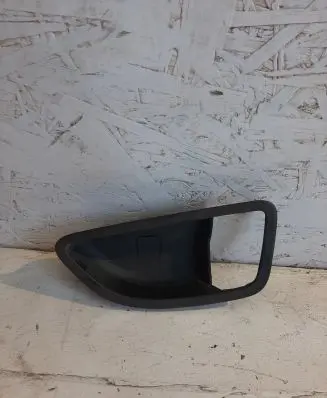 Hyundai i30 Front door interior handle trim 82621A5000