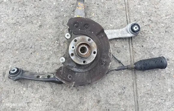 BMW 5 F10 F11 Front wheel hub spindle knuckle