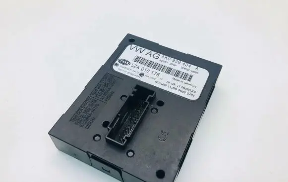 Volkswagen Golf VI Keyless (KESSY) go control unit/module 5K0959434A