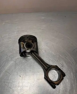 Audi A4 S4 B5 8D Piston with connecting rod 79L46