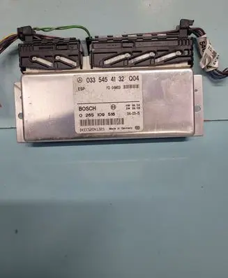 Mercedes-Benz E W211 ESP acceleration yaw rate sensor 0335454132 0265109516
