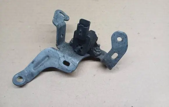 Citroen C3 Turbo solenoid valve 9688124580 201100515