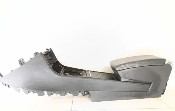Volkswagen PASSAT B7 Center console 3AB863241E 3C0863319 3C0864207P