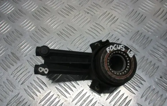 Ford Focus Clutch slave cylinder 