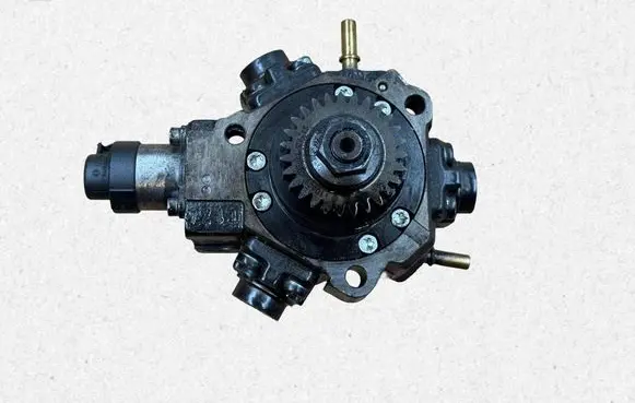 Renault Trafic III (X82) Fuel injection high pressure pump 167005114R HMLGT4813R