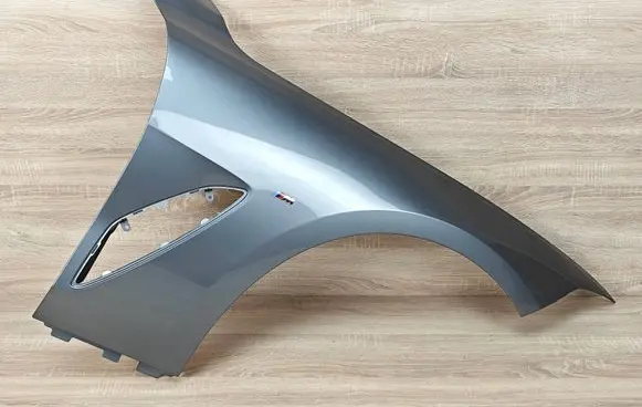 BMW 8 G16 Fender 