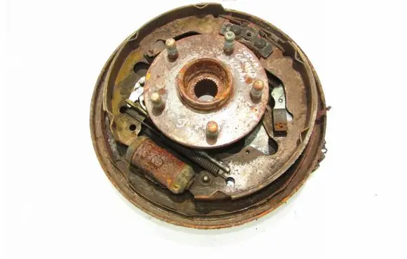 Suzuki Grand Vitara II Rear wheel hub