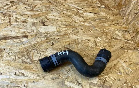 Audi A6 S6 C7 4G Engine coolant pipe/hose 4G0122101AL
