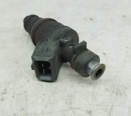 Fuel injector