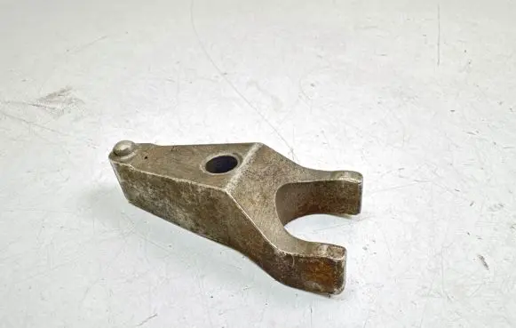 Toyota Auris 150 Fuel Injector clamp holder