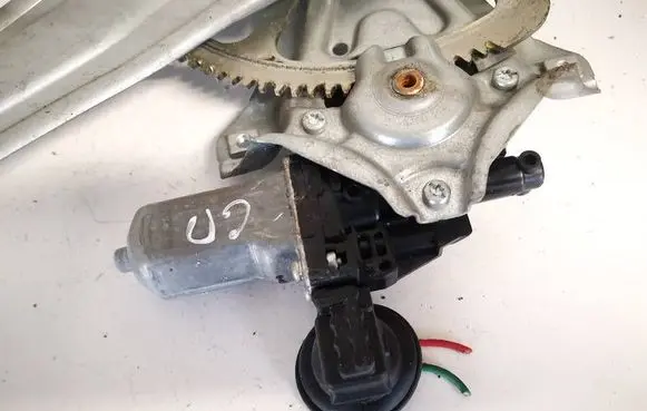 Toyota Auris 150 Rear door window regulator motor 857200d120