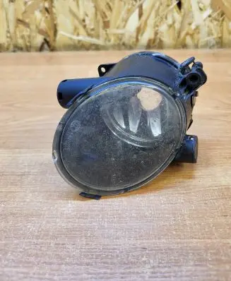 Volvo XC70 Front fog light 31213102