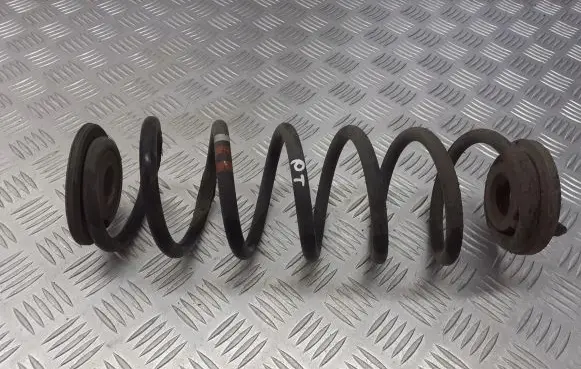 Skoda Octavia Mk2 (1Z) Rear coil spring
