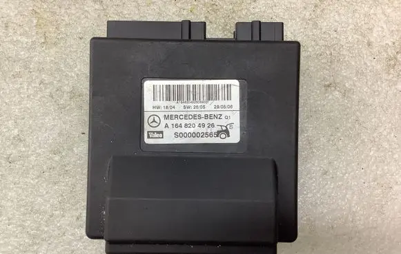Mercedes-Benz GL X164 Tailgate/trunk control unit/module A1648204926 S000002565