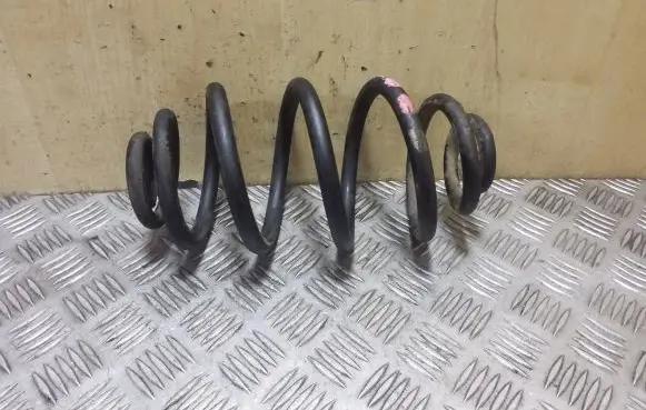 Audi A6 S6 C5 4B Rear coil spring