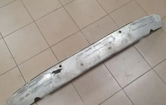 Audi A8 S8 D2 4D Front bumper cross member