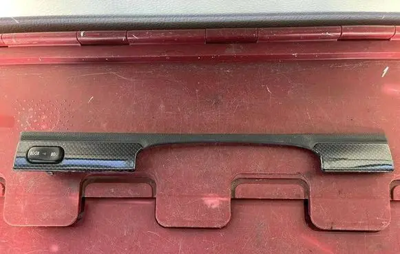 Mercedes-Benz Vito Viano W638 Dashboard glove box trim A6386830324