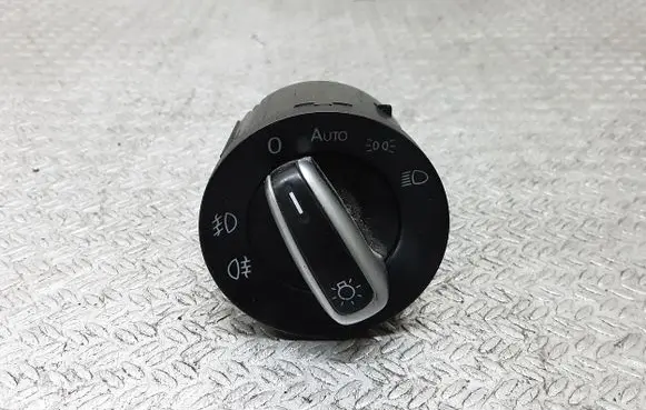 Volkswagen Touran I Light switch