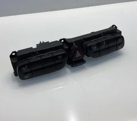 Mercedes-Benz C W203 Hazard light switch 2038216479 3306090400 40284635001