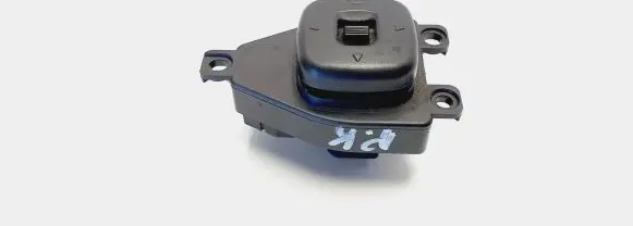 Mazda 3 I Wing mirror switch BJOE66600 03200320