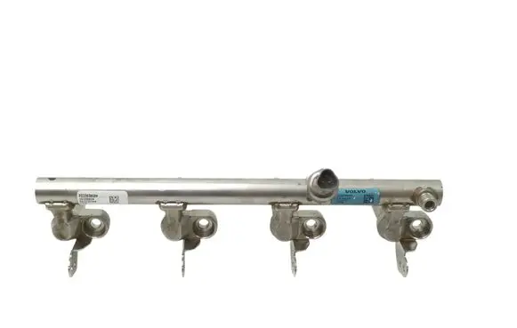Volvo XC90 Fuel main line pipe 31478555 P32203060 32203060