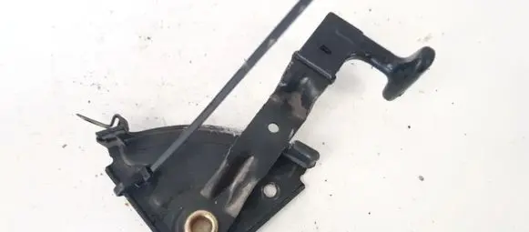 Engine bonnet (hood) release handle