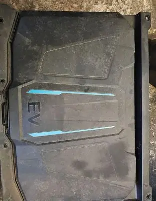 Hyundai Ioniq 5 Glove box in trunk brak