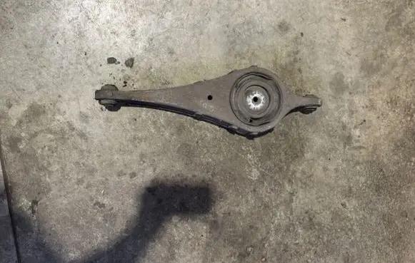 Volvo XC60 Rear control arm