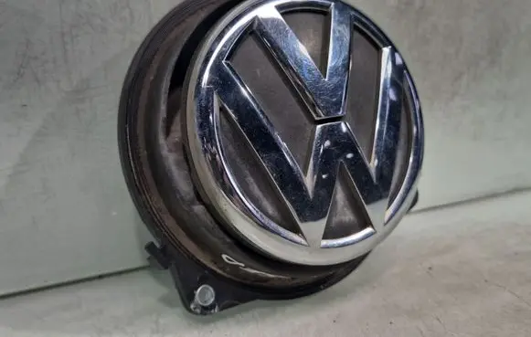 Volkswagen PASSAT B7 Tailgate/trunk/boot exterior handle 6R0827469C