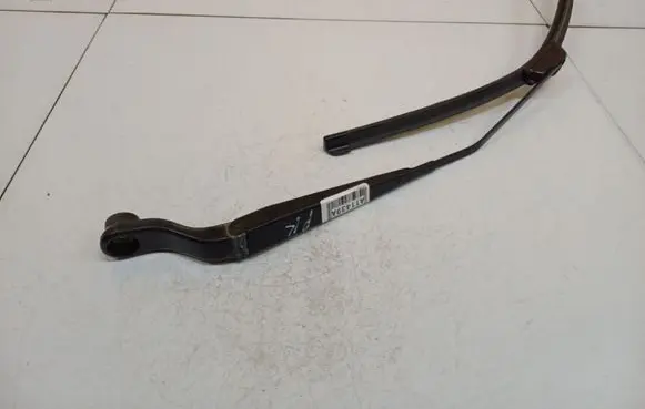 Jeep Compass Front wiper blade arm