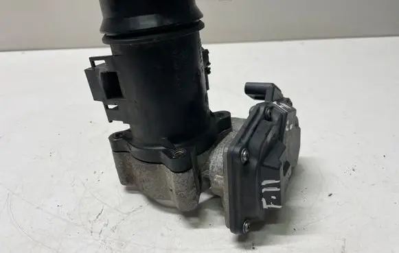 BMW 5 F10 F11 Engine shut-off valve 7810752