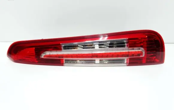 Ford C-MAX II Rear/tail lights 