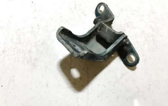 Ford Mondeo MK II Rear door lower hinge 93bbf22800ag 93bb-f22800-ag