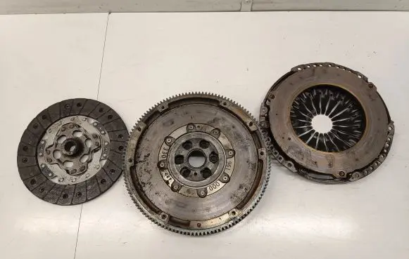 Audi A3 S3 8V Clutch set kit 3082002038
