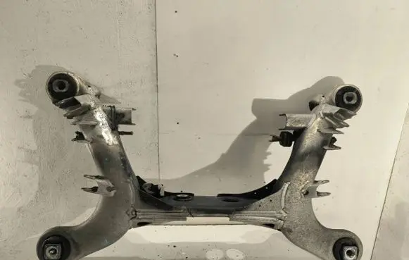 Mercedes-Benz E W211 Rear subframe 06422232