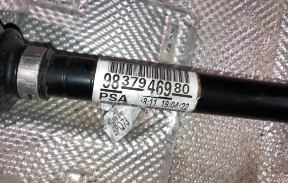 Peugeot 308 Front driveshaft 9837946980