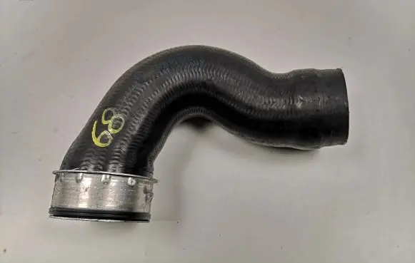 Volkswagen Golf IV Engine coolant pipe/hose