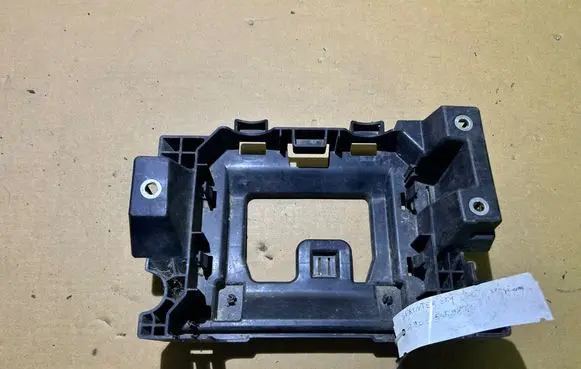 Mercedes-Benz Sprinter W906 Engine control unit holder A9065459840
