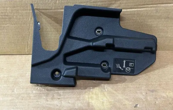 Audi Q3 F3 Other trunk/boot trim element 83A863423