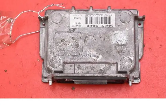 Volvo XC60 Voltage converter/converter module 89034934