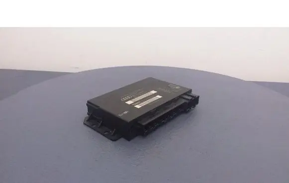 Audi A2 Comfort/convenience module 8Z0959433M