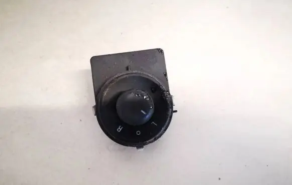 Opel Insignia A Wing mirror switch 13271827
