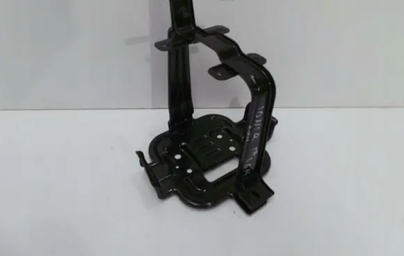 Battery bracket